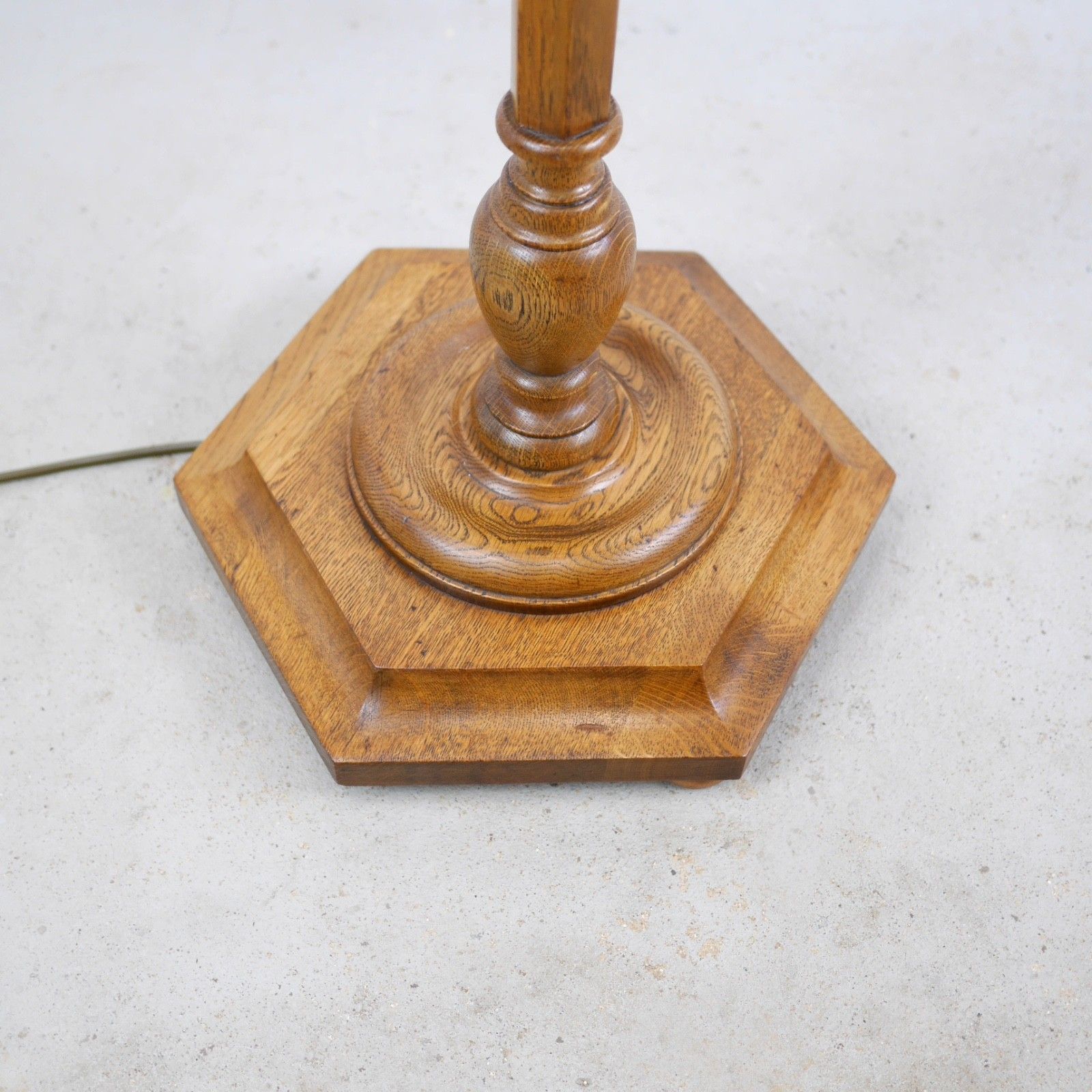 Tall Antique Wooden Warm Elm Standard Floor Lamp Light Heals Style Deco #103142 photo vintage