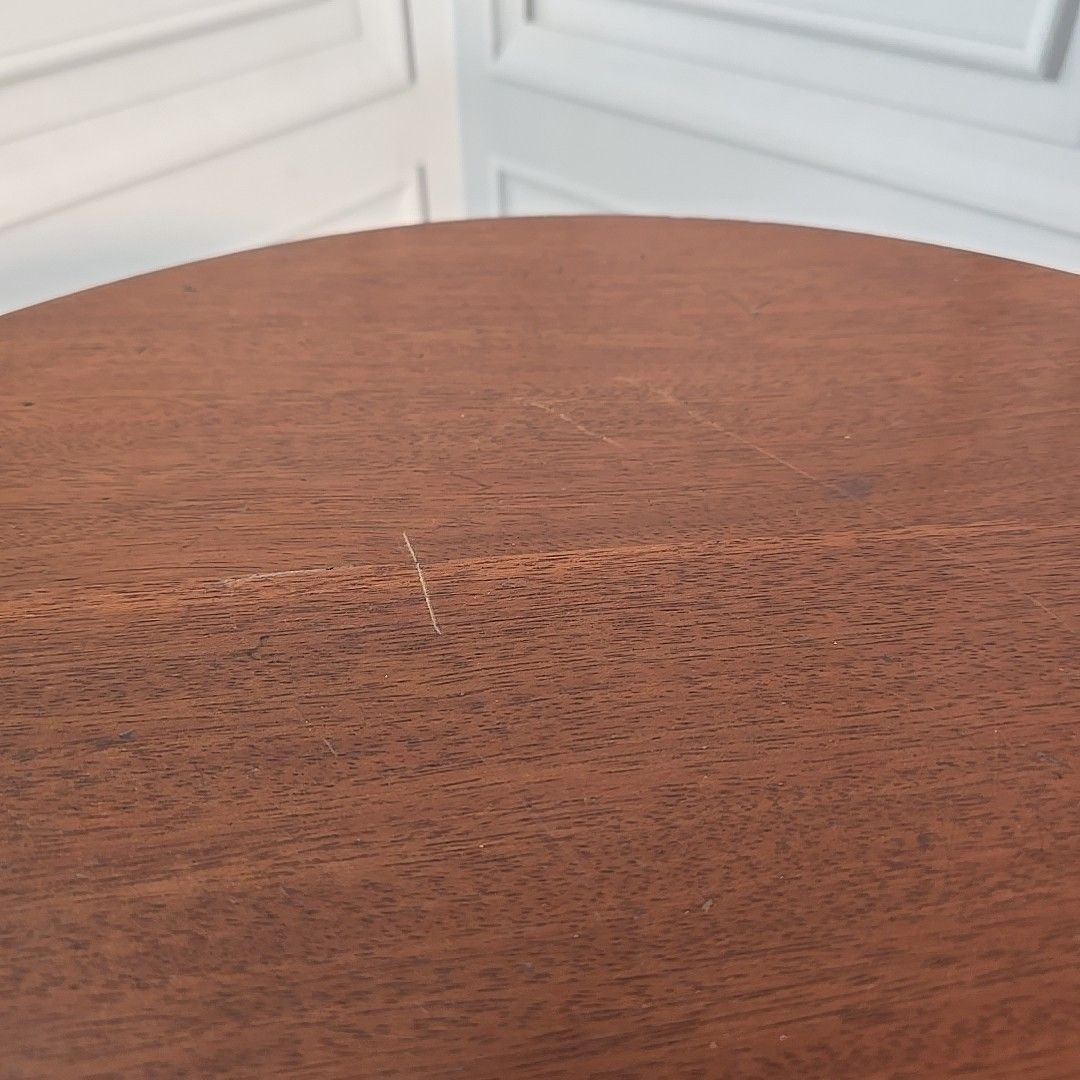photo vintage Antique Occasional Table Mahogany Round Window Side Rope Edge Tier Wooden