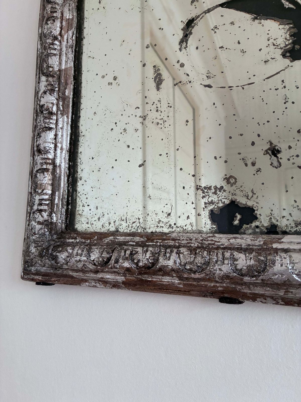Antique French Louis Philippe Silvered Giltwood Mirror – Late 19th Century photo vinterior