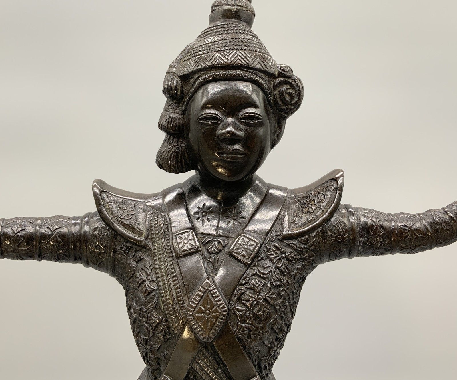 photo for sale Large Bronze Sculpture Court Dancer Statue From The Applied Arts School Bien Hoa