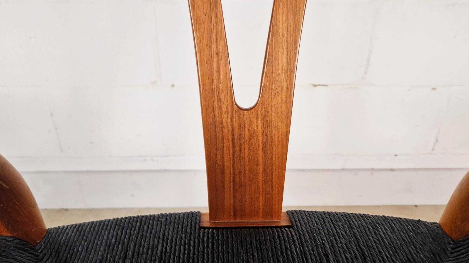 photo for sale Set Of 6 Hans Wegner For Carl Hansen & Søn Model Ch 24 Wishbone Danish Dining Chairs Pg112