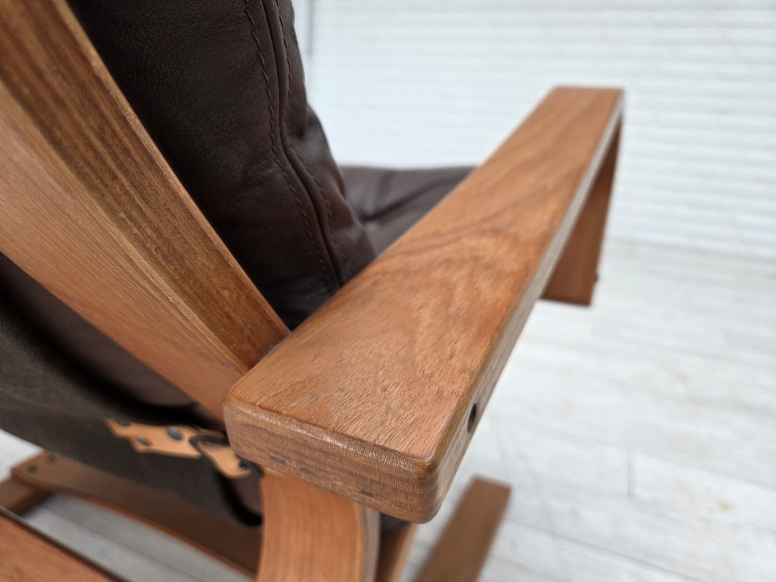 photo buy Jaren 1970, Deense Fauteuil Van Komfort, Meubeleer, Canvas, Gebogen Hout.