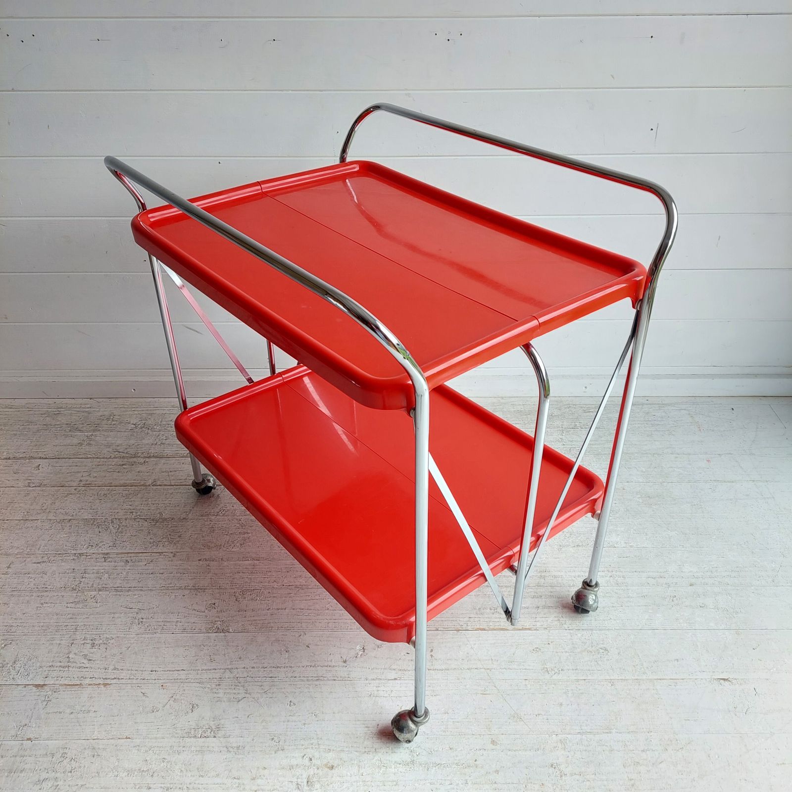 250.0 Mid Century Italian Ellisse Folding Trolley Postmodern Red & Chrome Drinks Cart 80s photo