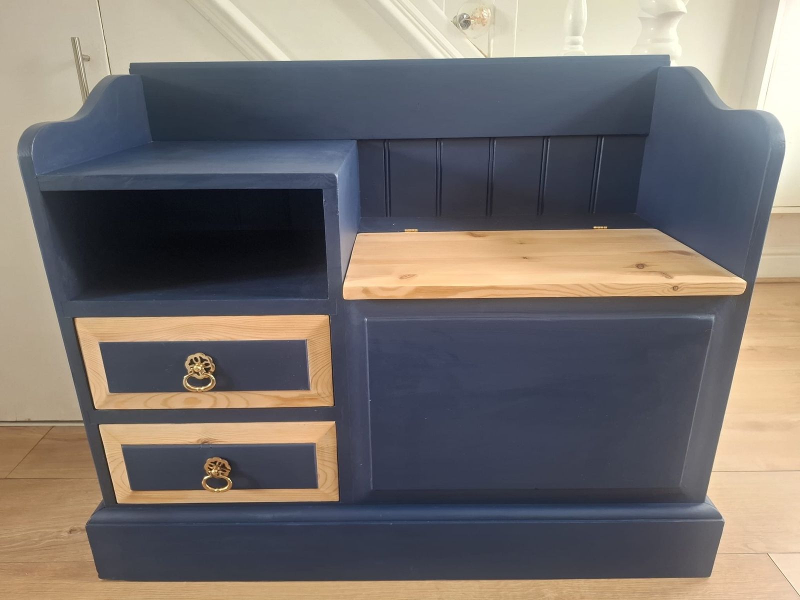 Beautifully Upcycled Telephone Seat