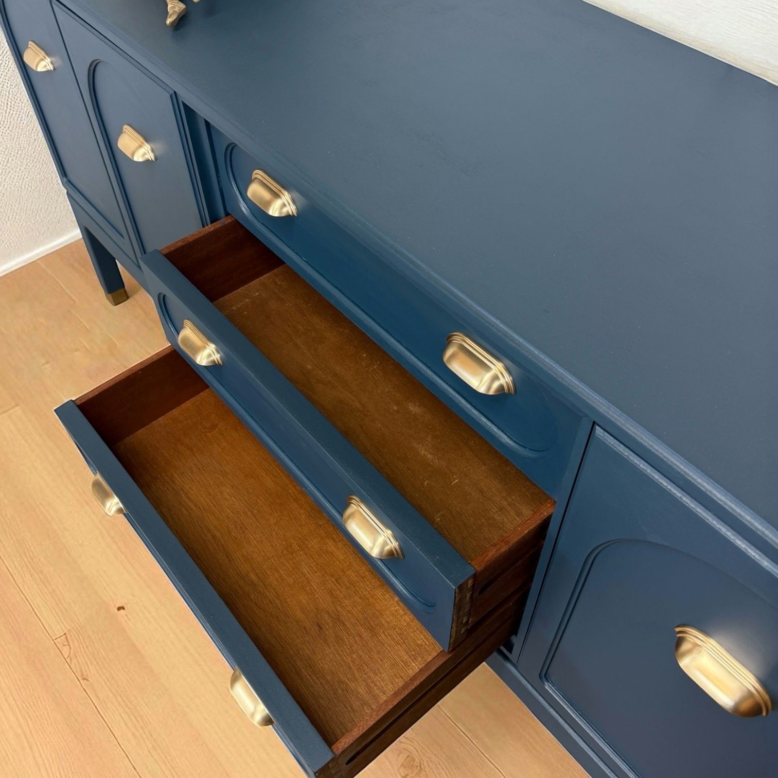 Large Rare Refurbished G Plan Arcadia Navy Blue Sideboard, Dresser, Mid Century Modern, Drinks photo vinterior
