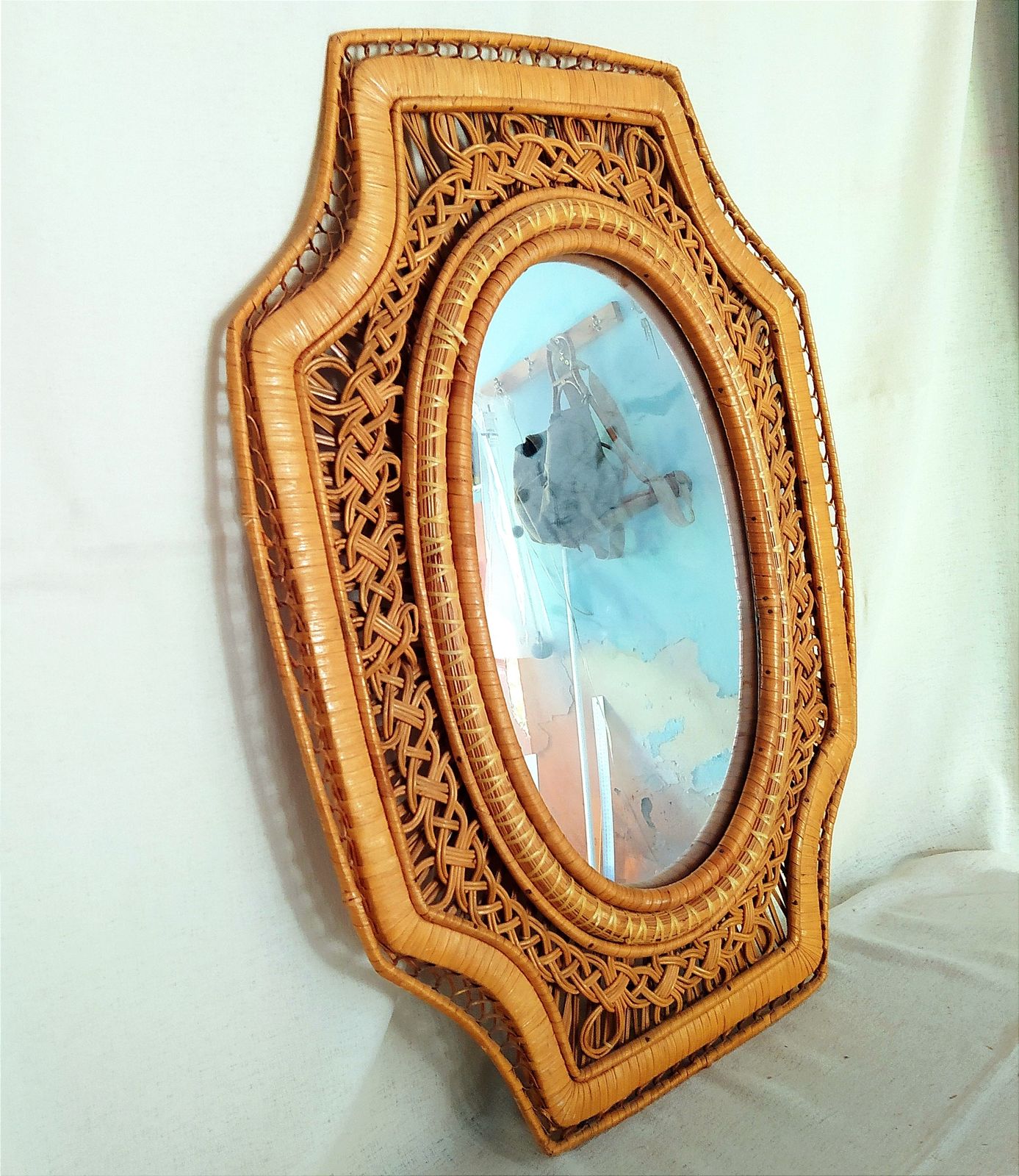 Miroir mural sculptural mid-century en rotin photo vinterior