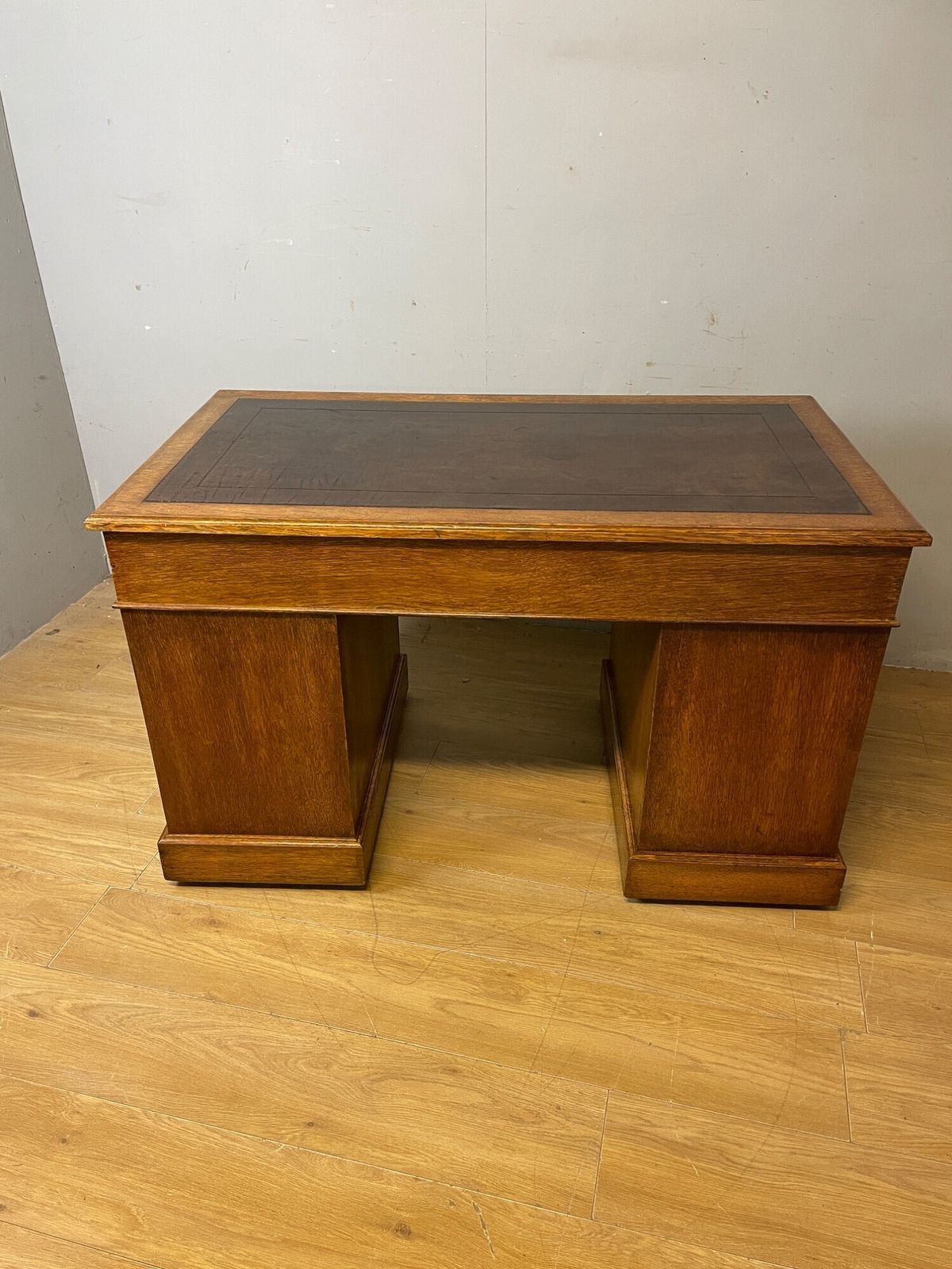 795.0 Arts And Crafts Golden Oak Three Part Desk With Inset Leather Top photo