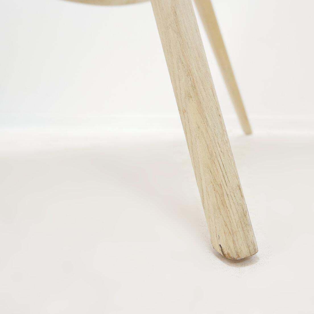 photo for sale Round Tripod Floor Mirror In Whitewashed Wood: ø 85cm H: 114cm