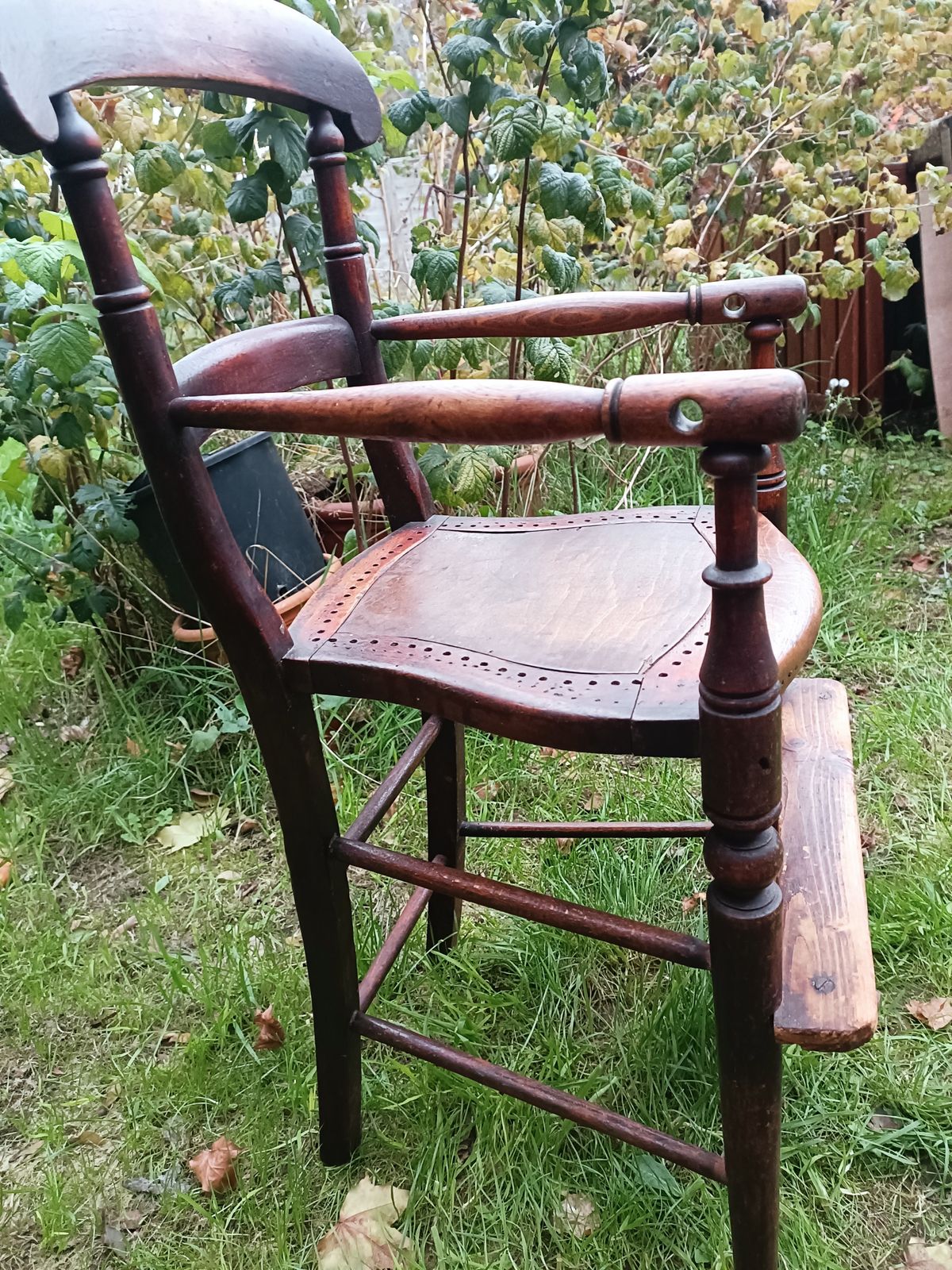 Victorian Beech High Chair | C.1880–1910 | British Nursery Chair photo Furniture