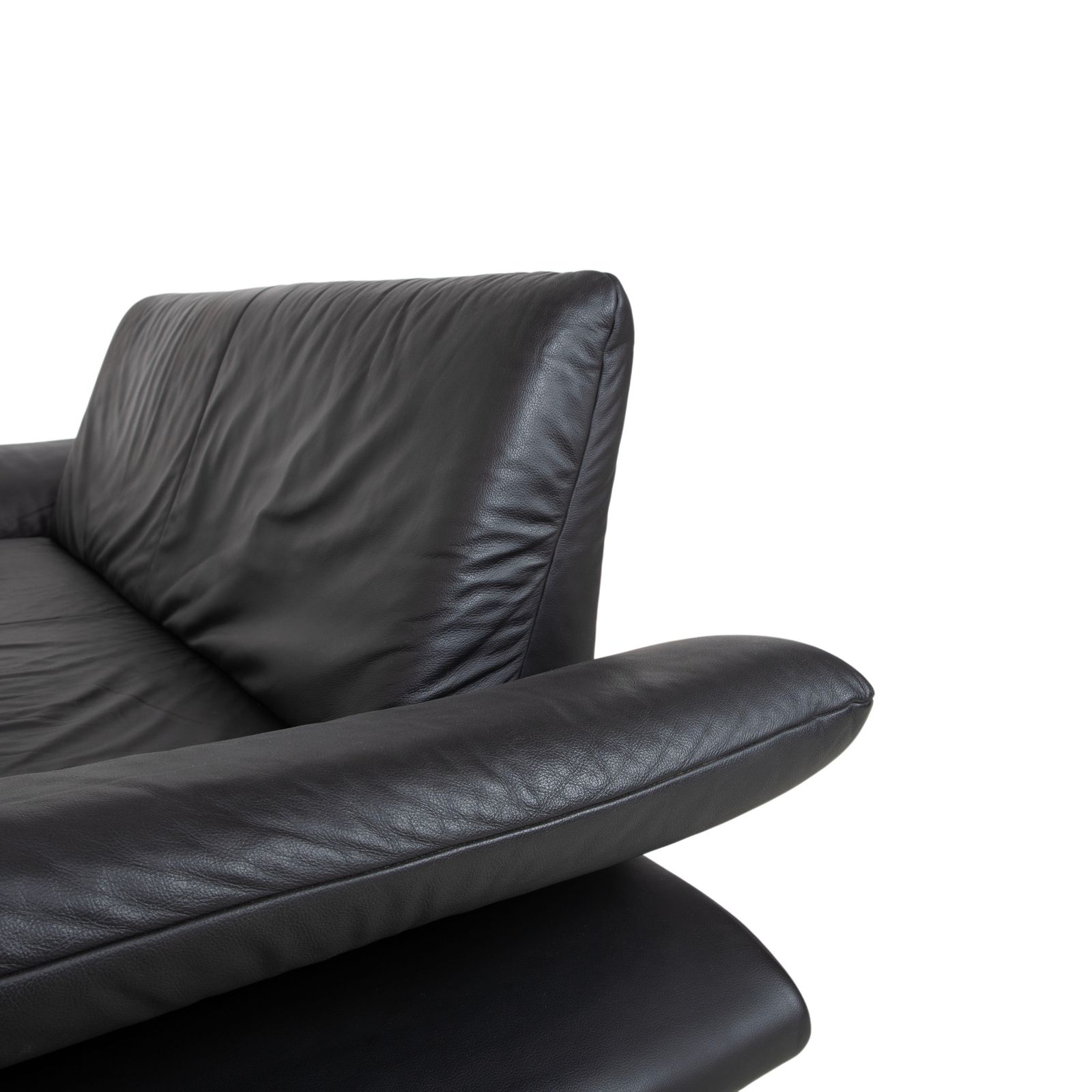 photo furniture Canapé 2 places Koinor Rossini en cuir noir, fonction manuelle