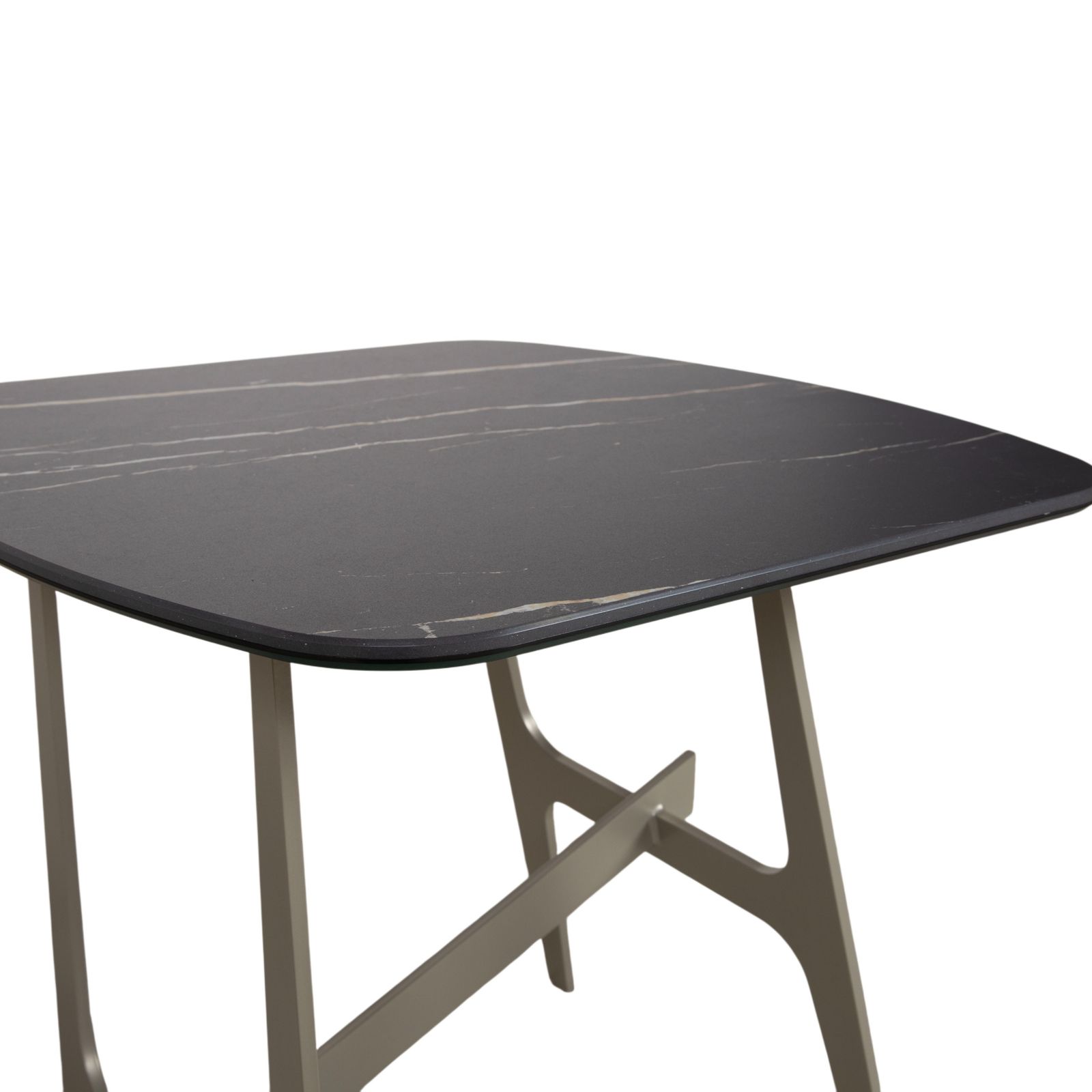 Table basse Bonaldo Slot en pierre noire grainée, par Giuseppe Viganò photo 1005.0