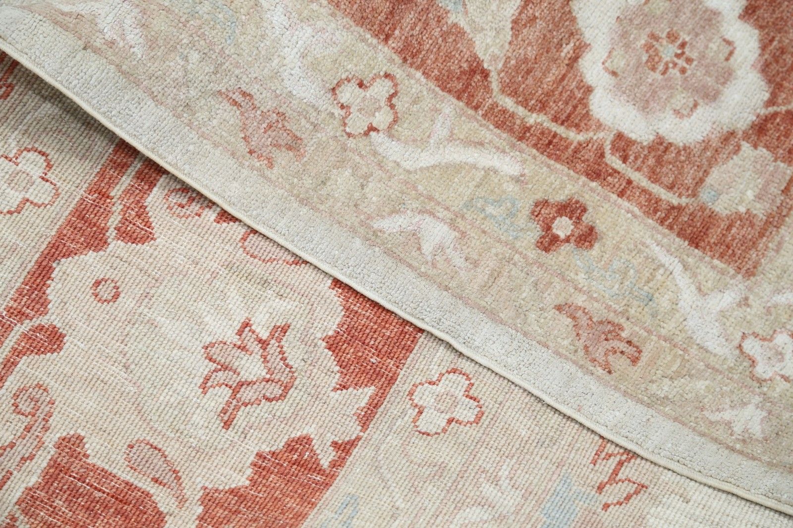 Grand tapis à motifs floraux noué à la main, champ ivoire et bordure rouge, 9,8 x 11,2 ft photo buy
