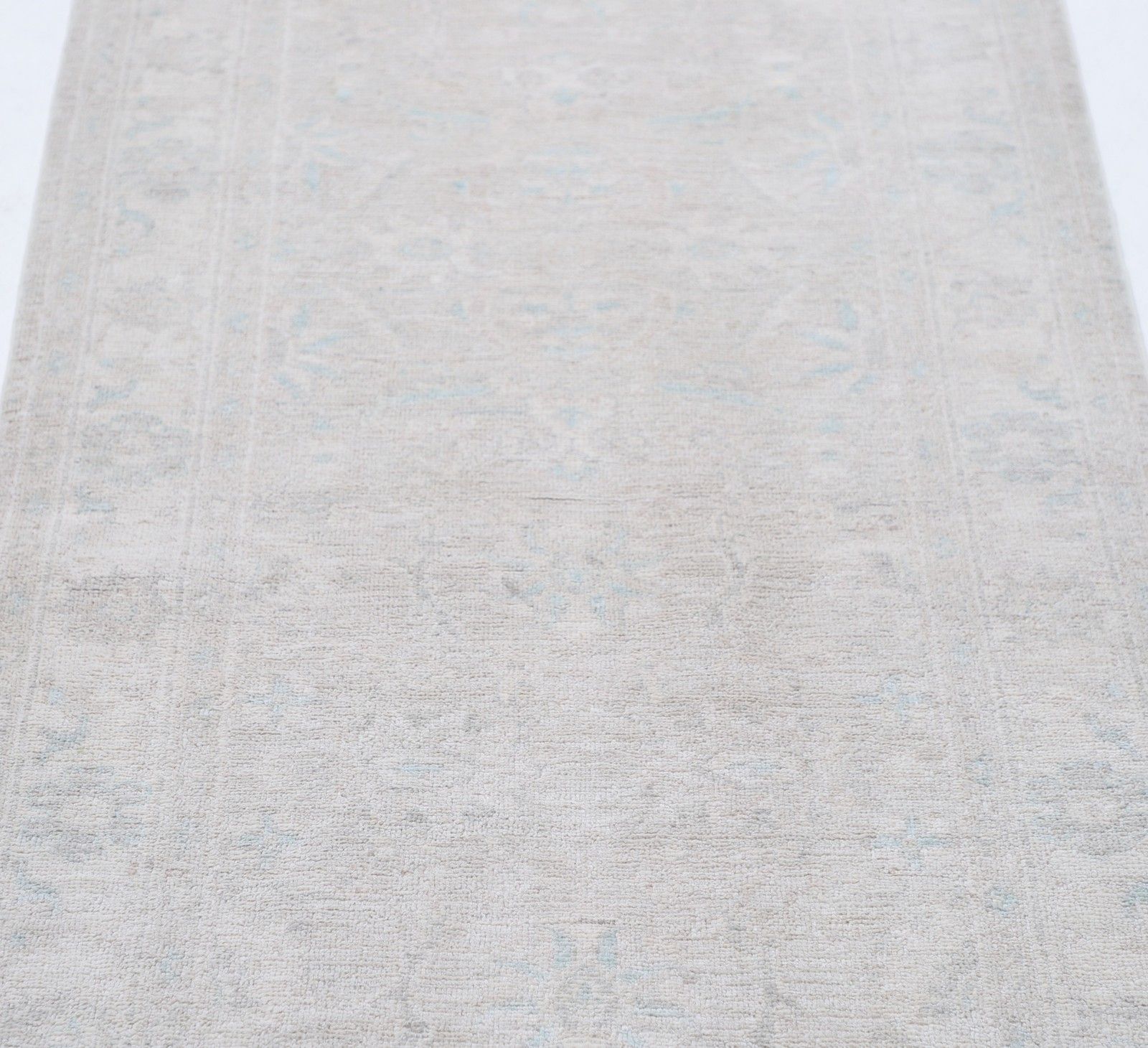 Tapis de couloir noué à la main 79 x 275 cm. Tapis de couloir beige. Tapis de cuisine en laine photo for sale