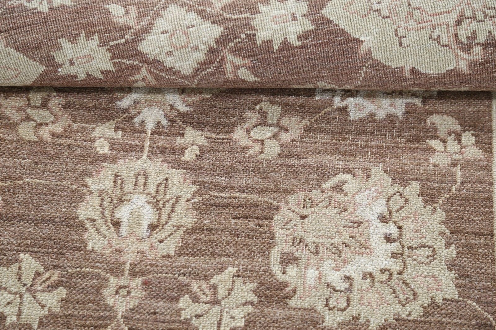 Tapis en laine noué à la main, brun et ivoire, 112 x 161 cm - Oushak turc photo 967.0