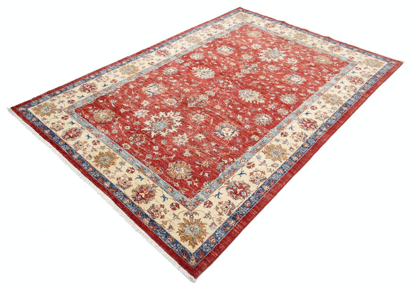 Tapis turc noué à la main 5,7 x 8,2 ft, fond rouge, bordure ivoire et détails bleus photo for sale