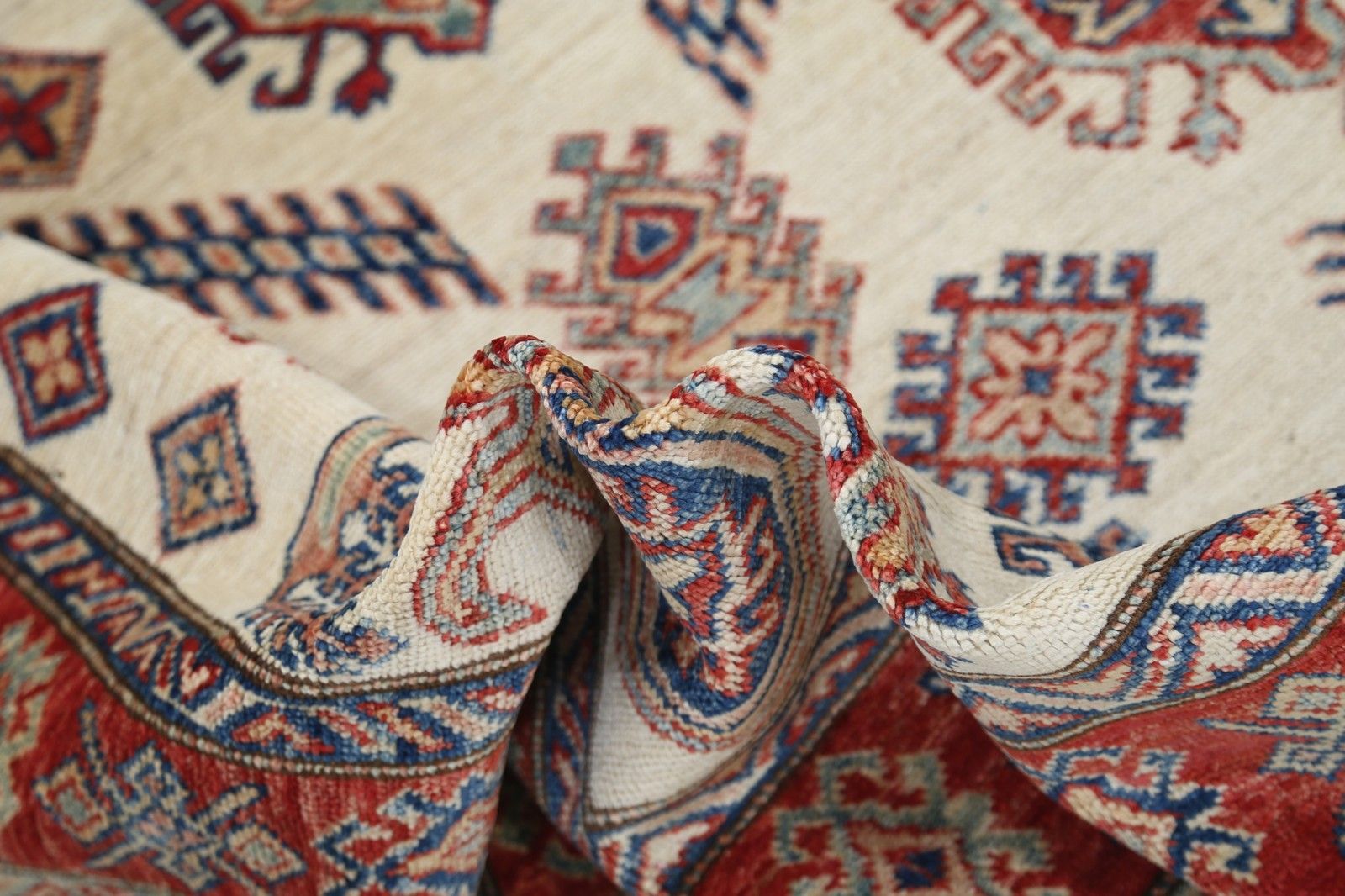 Tapis floral beige noué à la main, 120 x 196 cm. Tapis d'accent tribal pour entrée. 100 % laine photo vinterior