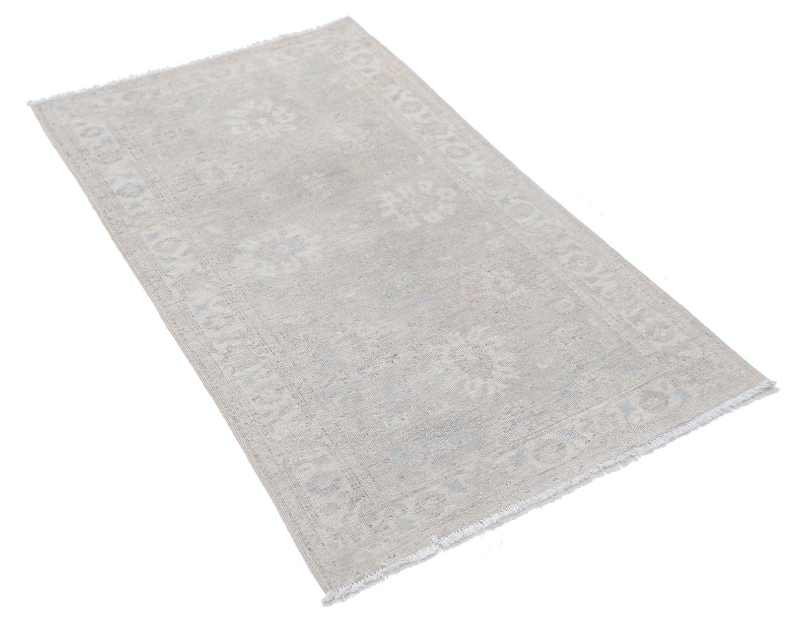 2.6x4.6 Ft Traditional Handknotted Turkish Small Rug. Beige Accent Rug. All Wool photo furniture