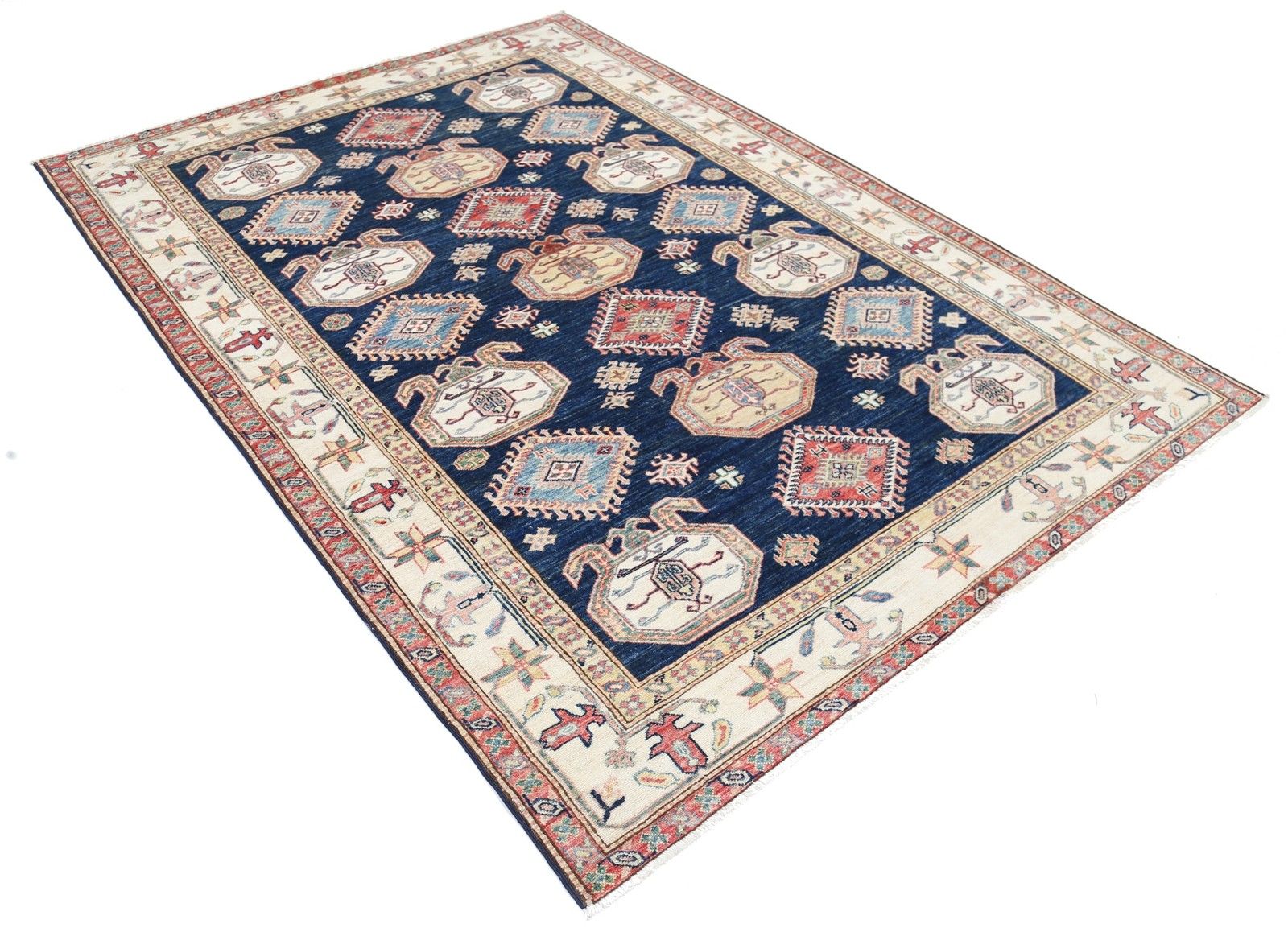 Tapis noué à la main bleu marine, rouge et ivoire à motif géométrique, 1,71 x 2,44 m photo furniture