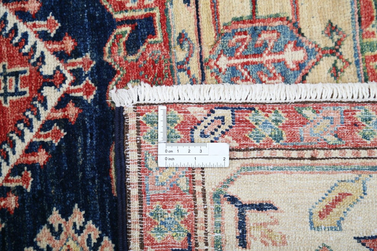 Tapis noué à la main bleu marine, rouge et ivoire à motif géométrique, 1,71 x 2,44 m photo buy