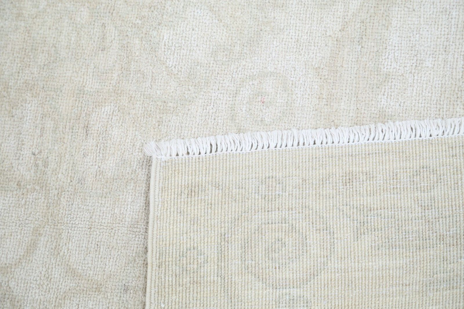 Tapis d'appoint turc noué à la main en laine beige, motif floral, 0,79 x 1,33 m photo 557.0