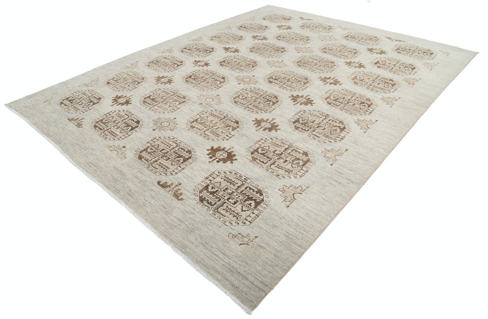 Tapis en laine beige et marron, noué à la main, 2,80 x 3,56 m. Tapis tribal pour salon photo for sale