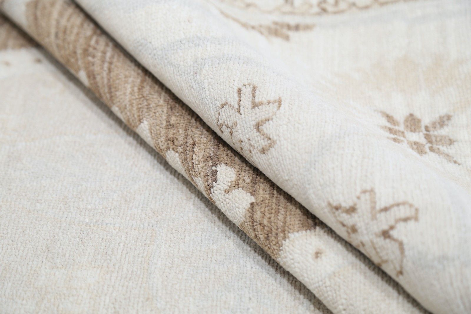 10,2 x 13 ft Beige Handgemaakte Vloerkleed voor Woonkamer. 100% Wollen Traditioneel Tapijt photo vinterior