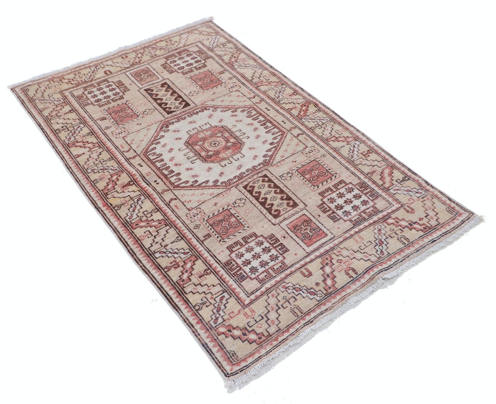 Tapis en laine noué à la main, ivoire et rouge, 94 x 150 cm - Motif médaillon turc photo furniture