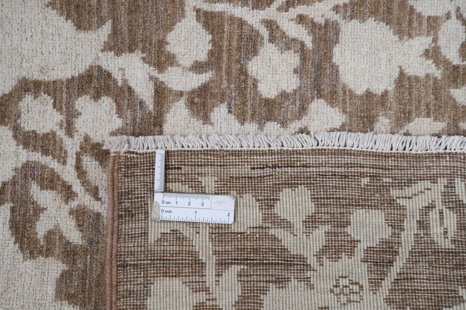 Tapis noué à la main 166 x 227 cm, motif floral sur fond brun et ivoire photo vinterior