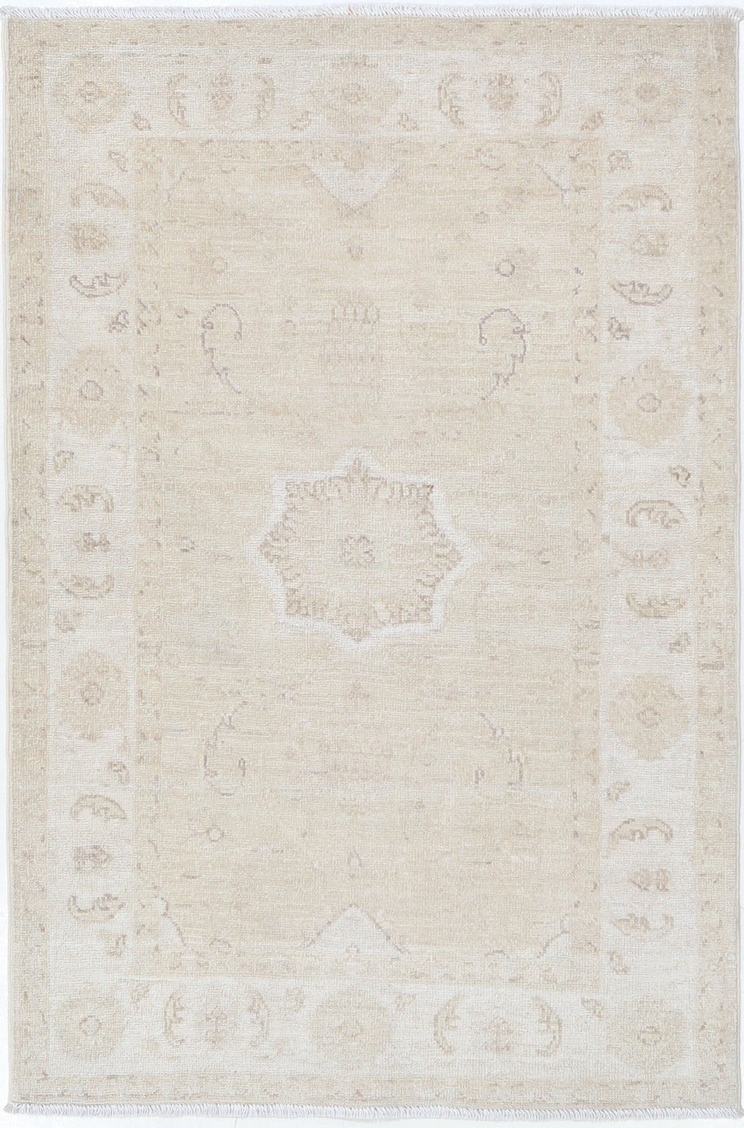 Tapis d'appoint turc traditionnel noué à la main, beige, 82 x 127 cm. 100 % laine