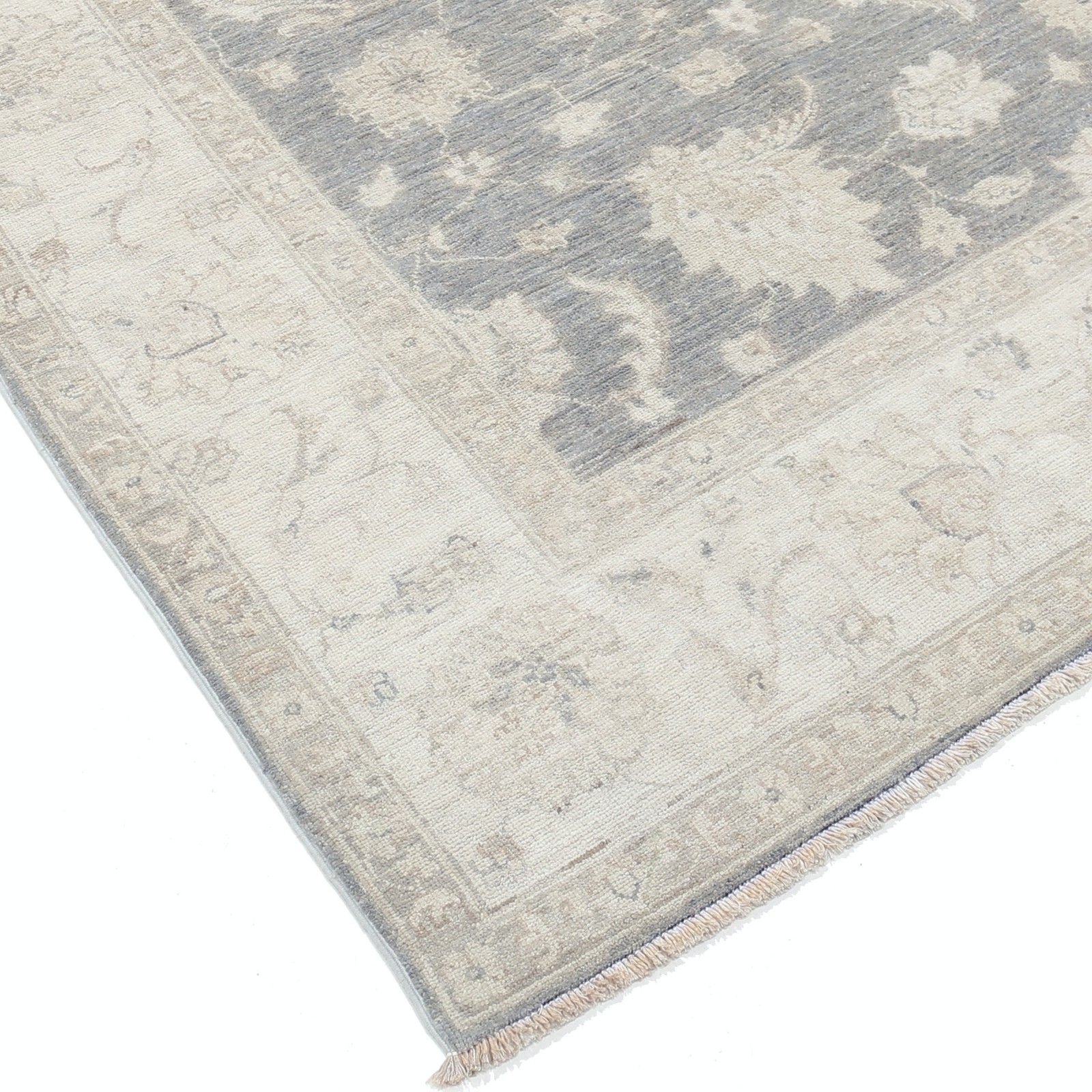 Handgeknoopt Bloemen Turks Vloerkleed 180 x 250 cm met Grijs Veld en Beige Rand photo buy