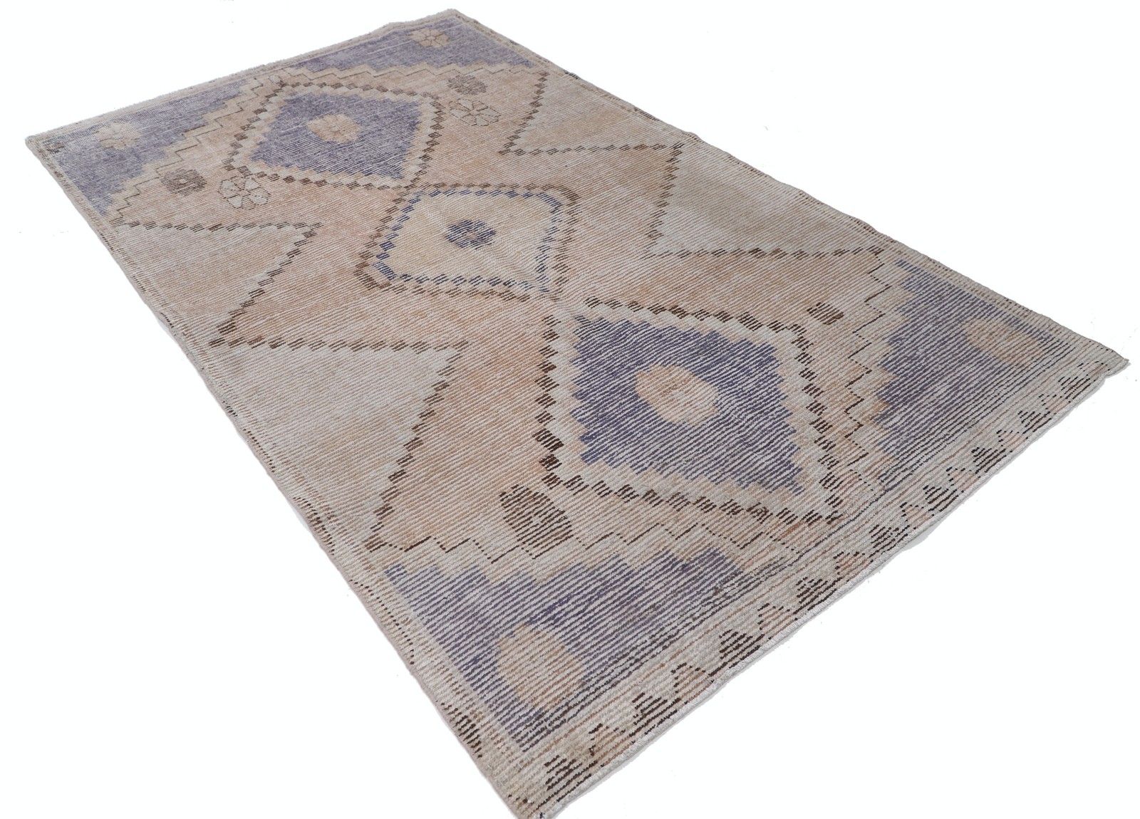 5,2x8,6 ft Handgeknoopt vloerkleed in lichtblauw en beige. Turks gestreept geometrisch kleed photo furniture