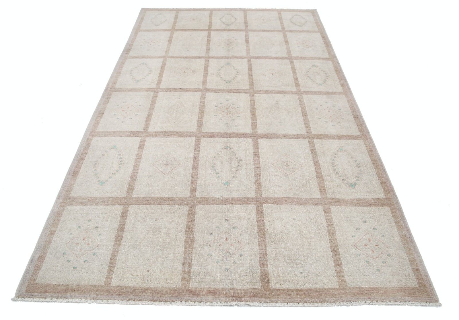 5.2x9 Ft Hand Knotted Area Rug For Living Room, Bedroom And Dining Room Decor photo Textiles