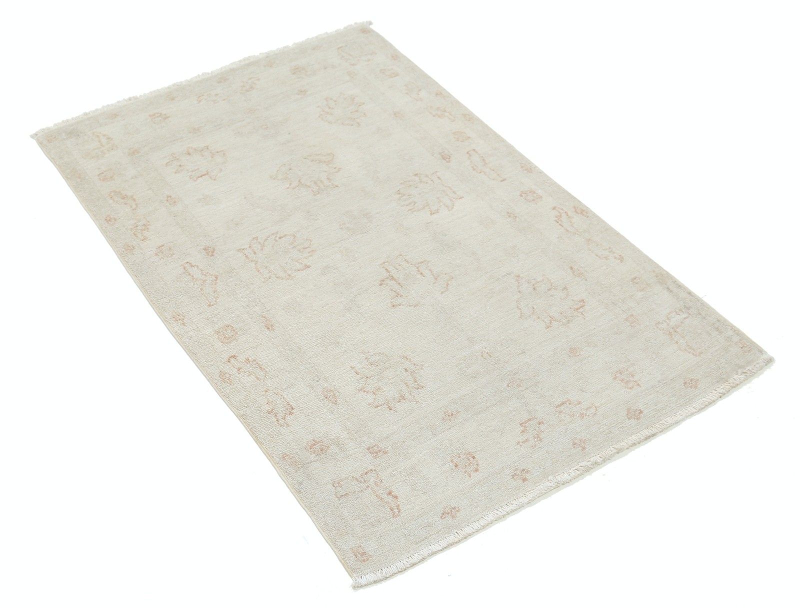 2,6x4 Ft Handgeknoopt Beige Wollen Oushak Vloerkleed Met Allover Bloemmotief photo furniture