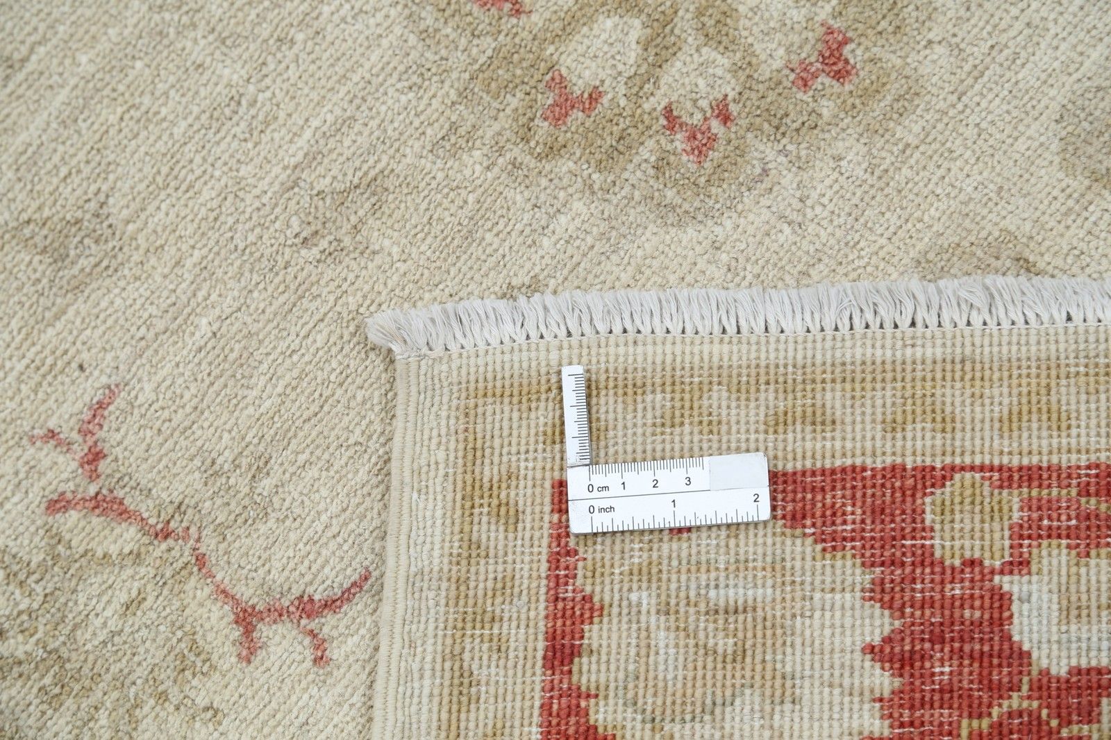 Tapis d'appoint Oushak floral noué à la main, champ beige et bordure rouge, 1,02 x 1,48 m photo buy