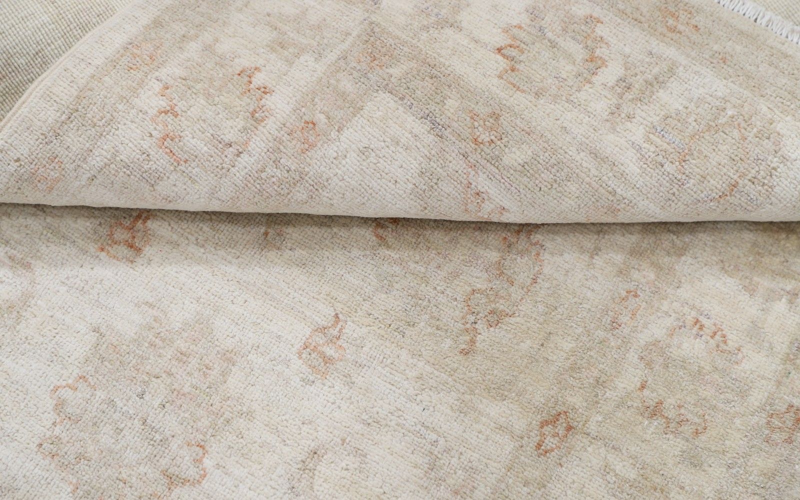 Tapis d'appoint turc noué à la main en laine, motif floral, beige, 84 x 120 cm. 100 % laine photo Textiles