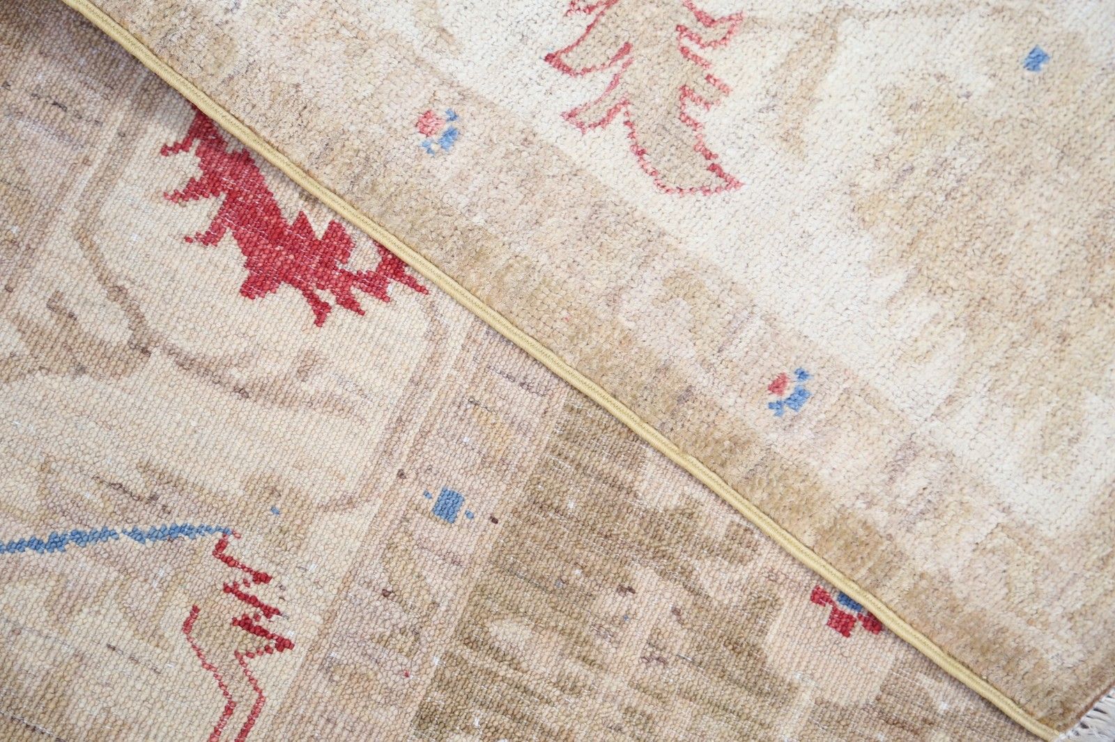 Tapis en laine noué à la main 170 x 240 cm pour salon et chambre photo furniture