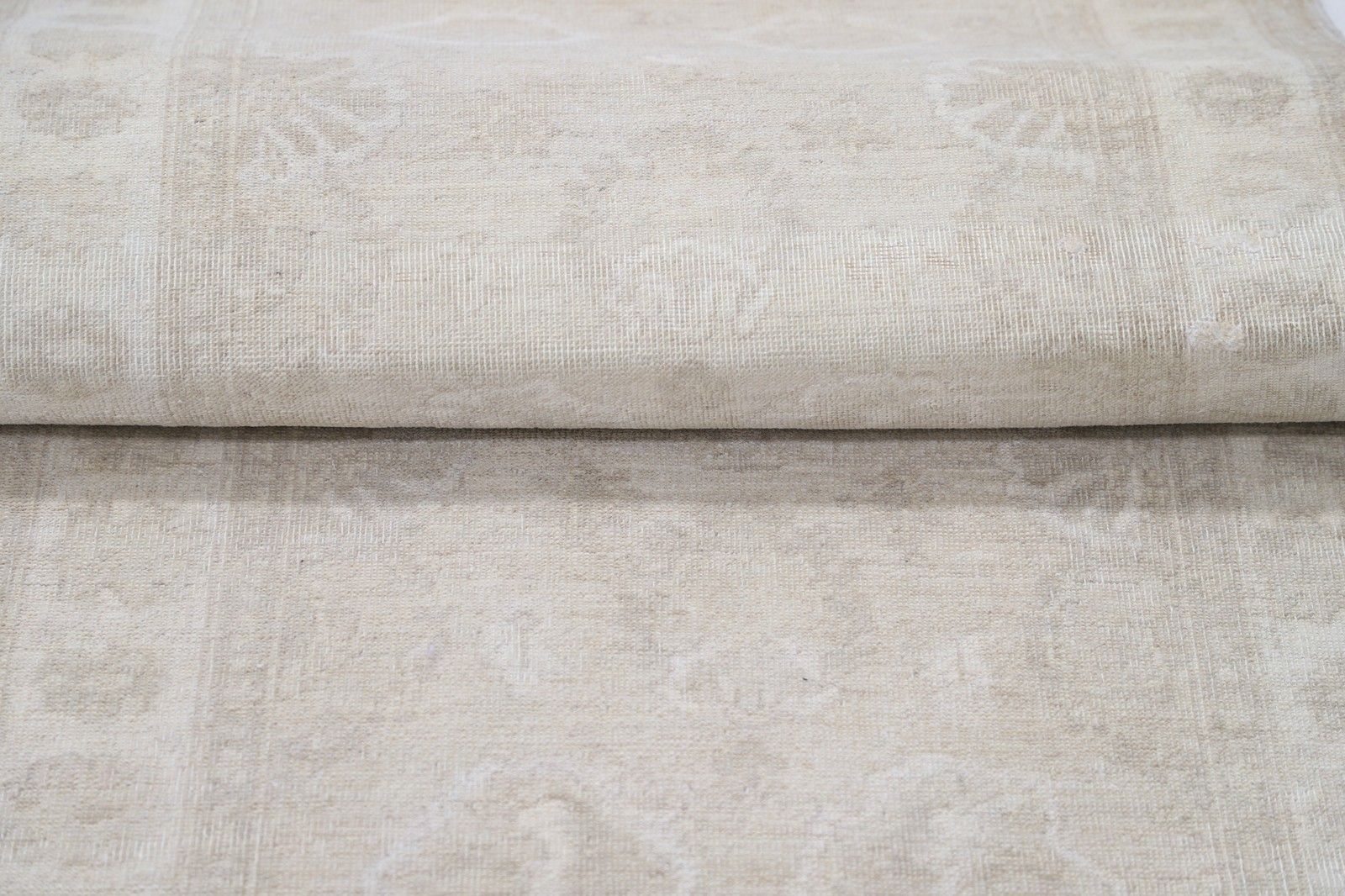 2.6x8 Ft Hand Knotted Beige Runner Rug. Floral Corridor Rug For Hallway, Kitchen photo Textiles