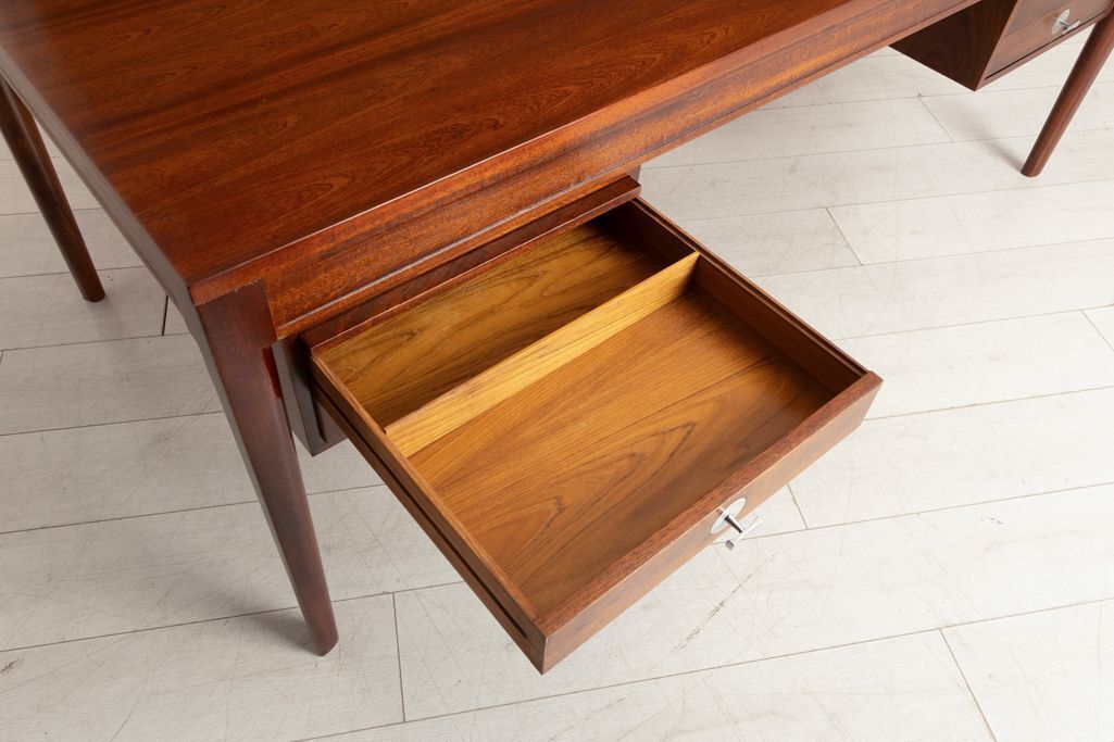 photo for sale Diplomat Desk In Mahogany By Finn Juhl For France & Son / Cado, Denmark C.1965