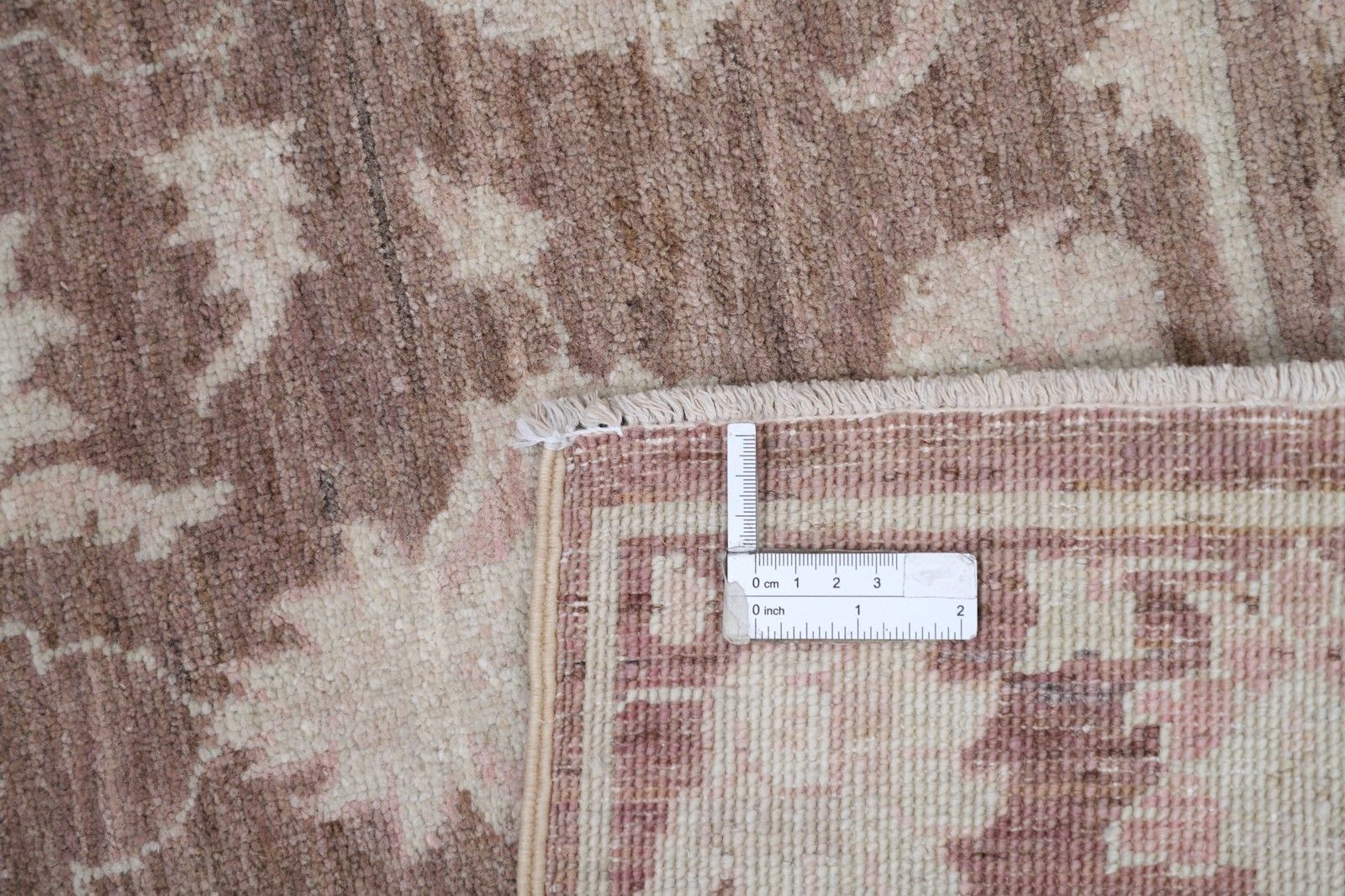 Tapis en laine noué à la main, marron et ivoire, 67 x 97 cm. Petit tapis à motif floral photo 422.0