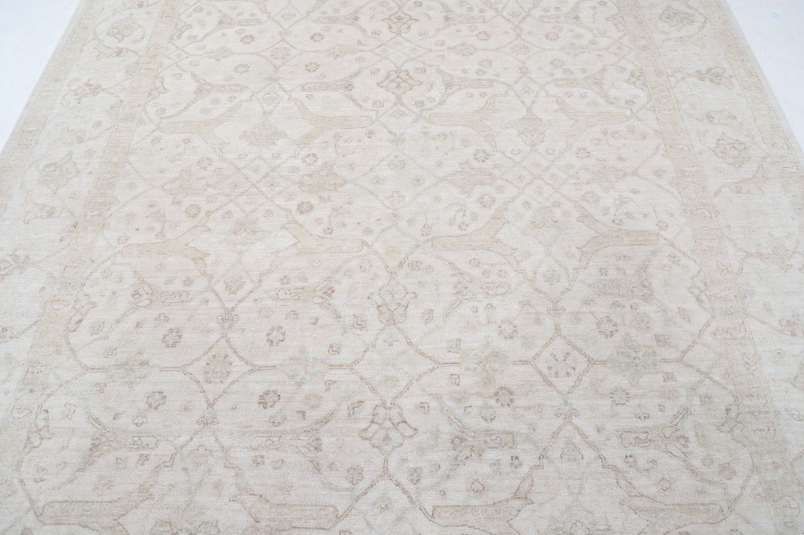 8.2x10.2 Ft Minimalist Handknotted Wool Large Area Rug. Traditional Beige Carpet photo for sale