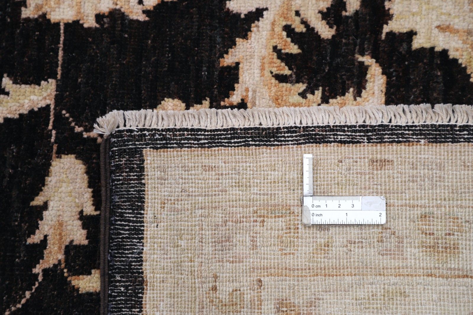 Grand tapis Oushak floral noué à la main en laine, noir et beige, 2,65 x 3,46 m photo vinterior