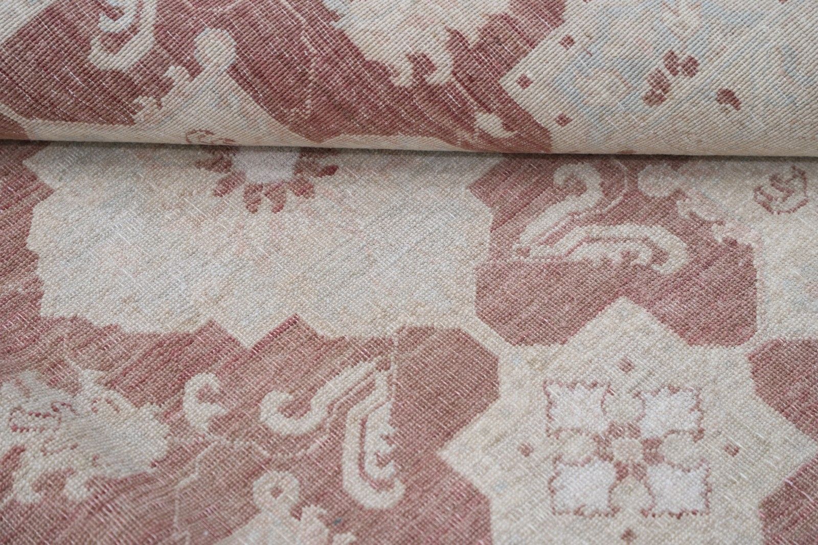 Tapis noué à la main beige et rose poudré, 270 x 366 cm. Tapis à motif floral traditionnel photo 5373.0