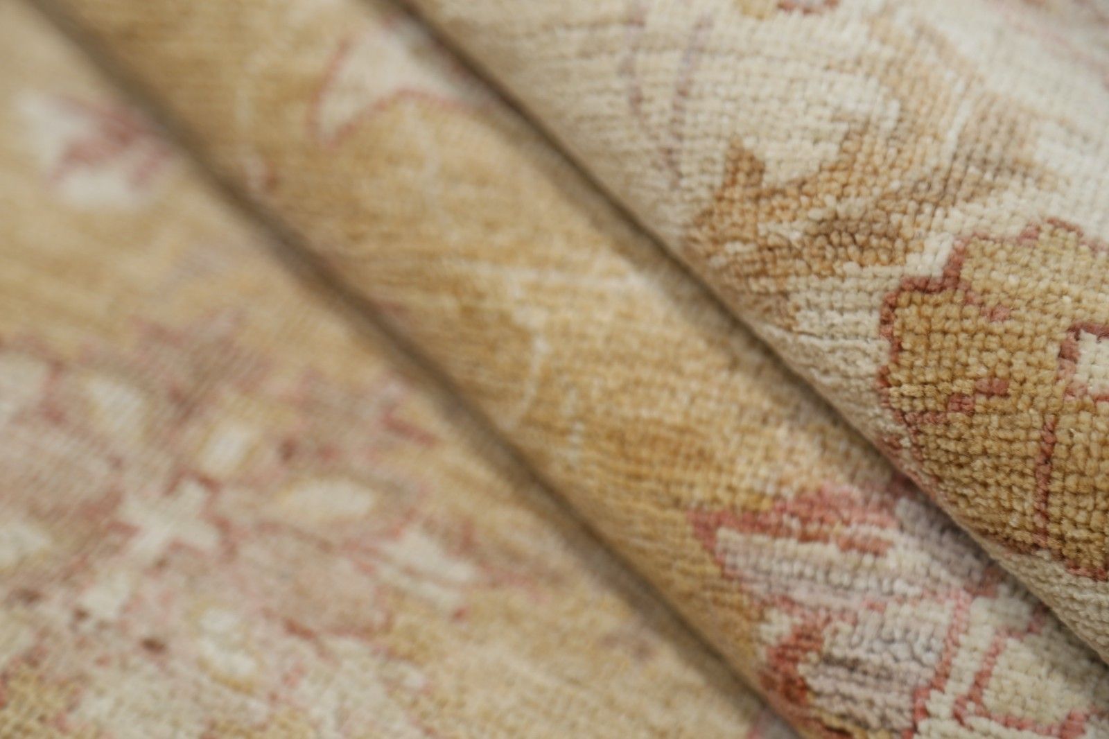 8x7 Ft Handgemaakte Beige, Goud, Roze Rond Vloerkleed. Traditioneel Bloemen Cirkelkleed photo vinterior