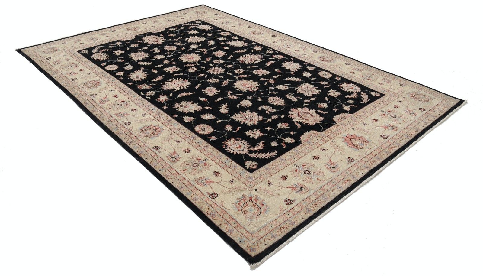 6,8 x 9,7 ft handgeknoopt bloemmotief Oushak-vloerkleed met zwart veld en beige rand. 100% wol photo for sale