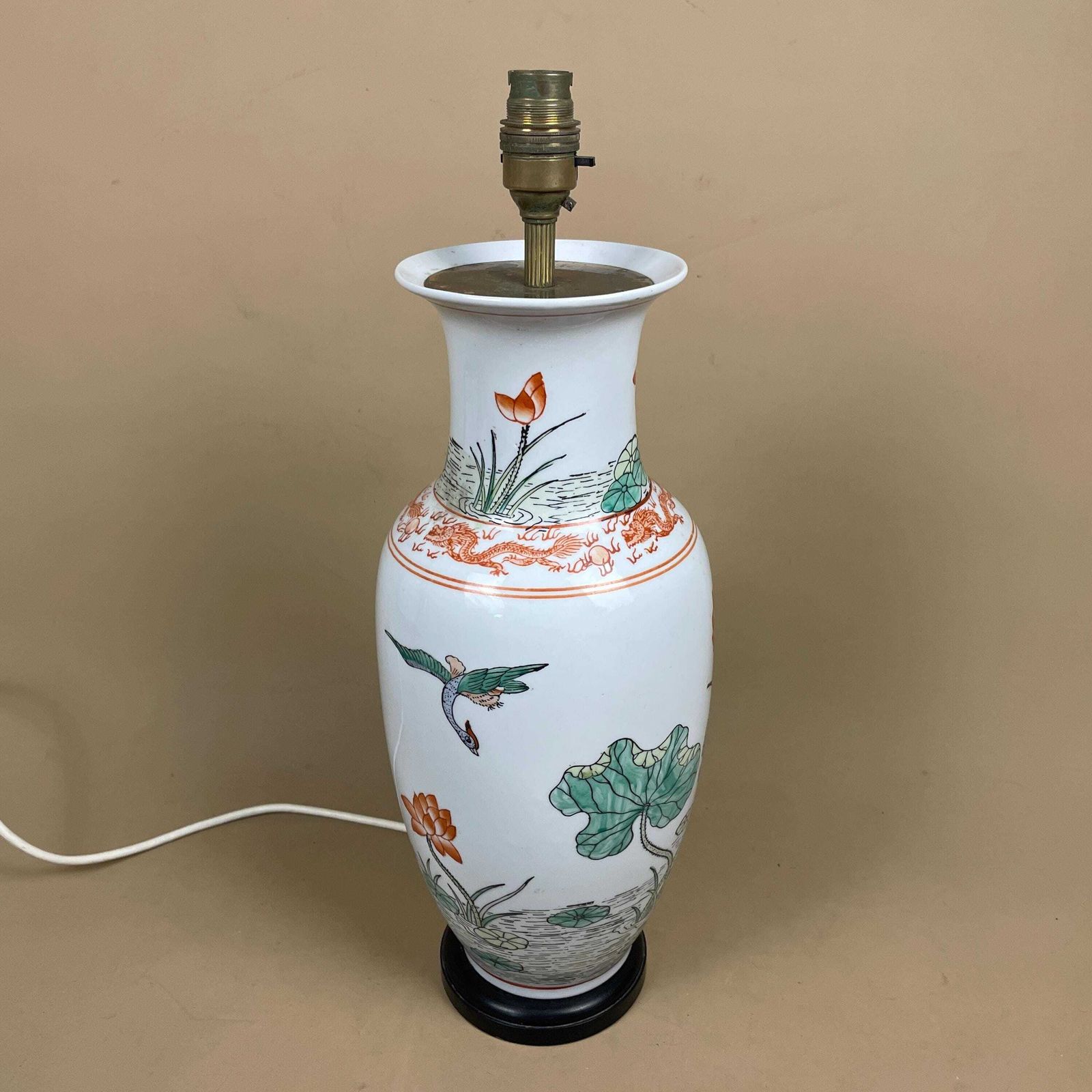 Large Oriental Ceramic Lamp Light Bedside Table Hand Painted Floral Design Pattern Wood Base Chinese Vase White Antique Brass Vintage Green photo furniture