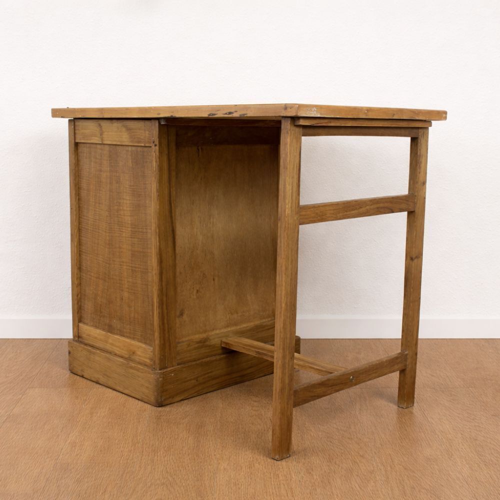 Vintage Oak Desk From The 1940s photo vinterior