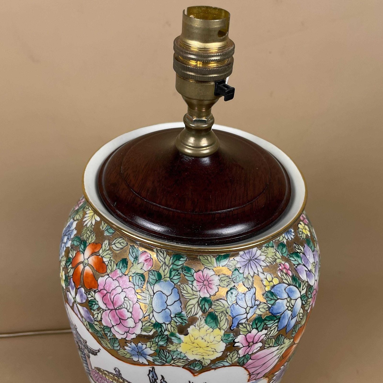 Large Oriental Ceramic Lamp Light Bedside Table Hand Painted Floral Design Pattern Wood Base Chinese Vase Antique Brass Gold Vintage Ornate photo buy