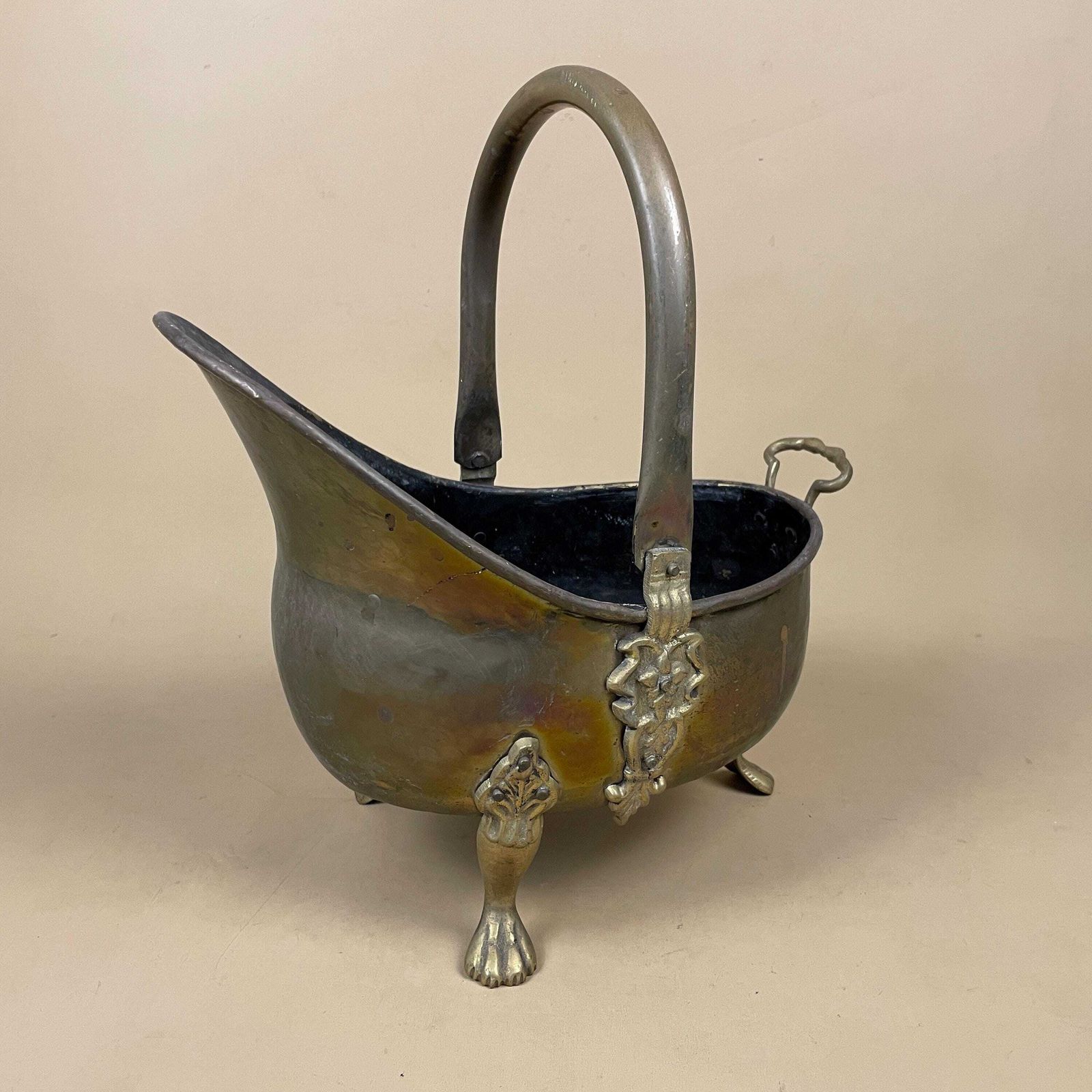Antique Metal Gold Brass Coal Bucket Handle Fireside Fire Side Scuttle Log Helmet Farmhouse 3 Feet Vintage Fireplace Logs Ornate photo furniture
