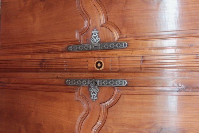 Regency Wardrobe In Cherry 18th photo vinterior