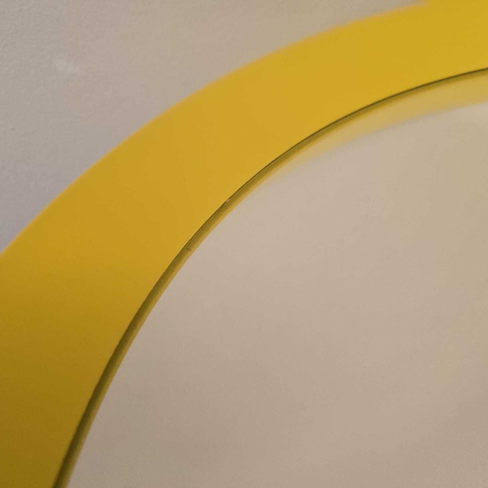 Miroir rond Ikea Langesund en métal jaune biseauté. Accroche au dos. photo for sale